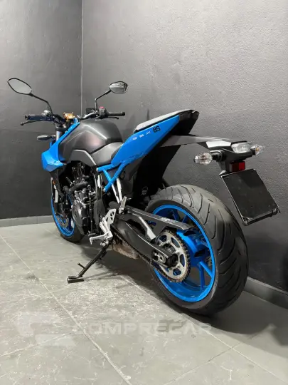 GSX-8S