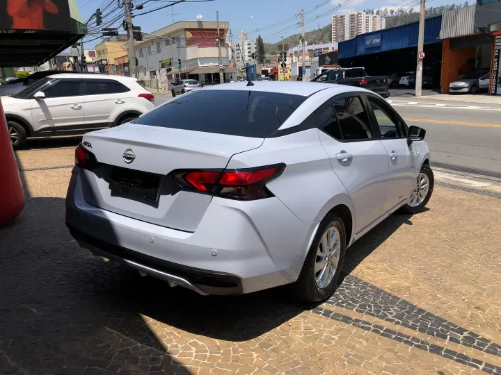 Versa 1.6 16V Flex Sense Xtronic