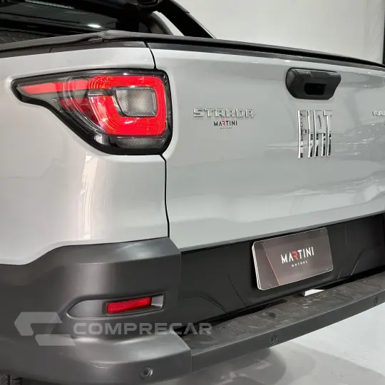 Strada Volcano 1.3 Flex 8V CD Aut.