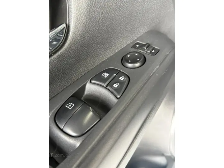 KICKS 1.6 16V FLEXSTART S 4P XTRONIC