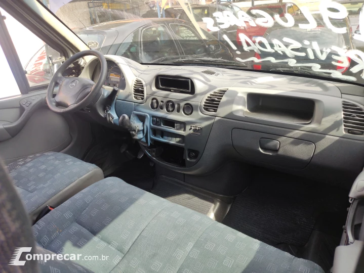 SPRINTER 2.2 311 CDI Furgão Street 7.5 16V Bi-turbo