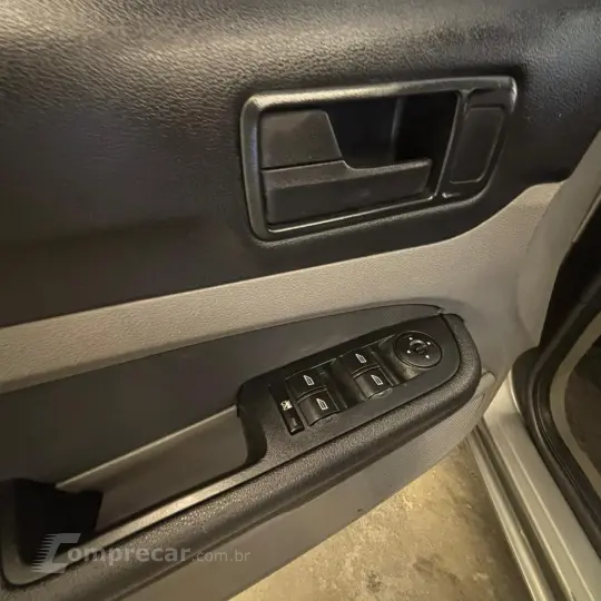 Focus Sedan 2.0 16V/2.0 16V Flex 4p Aut.