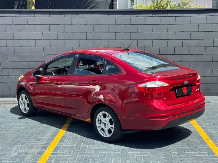 FIESTA 1.6 SE Sedan 16V
