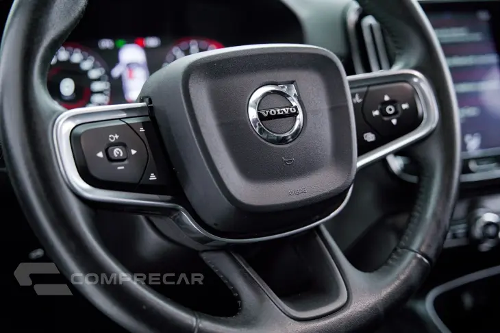 XC 40 T-5 MOMENTUM 2.0 252cv AWD