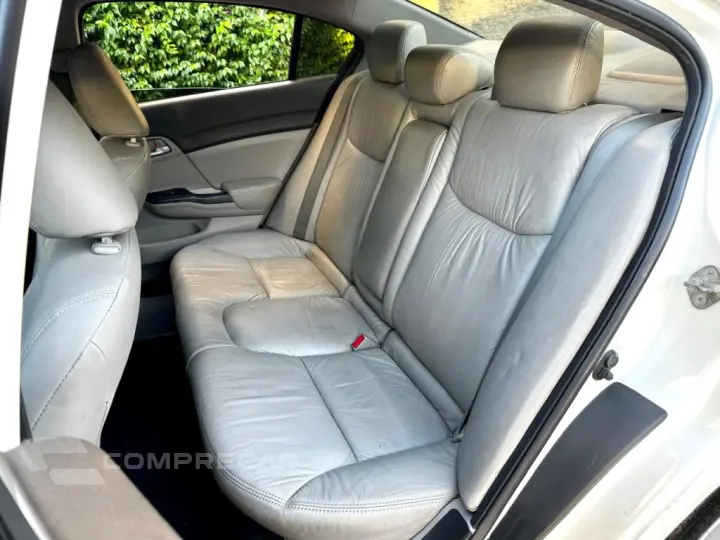 CIVIC 1.8 LXS 16V FLEX 4P AUTOMÁTICO