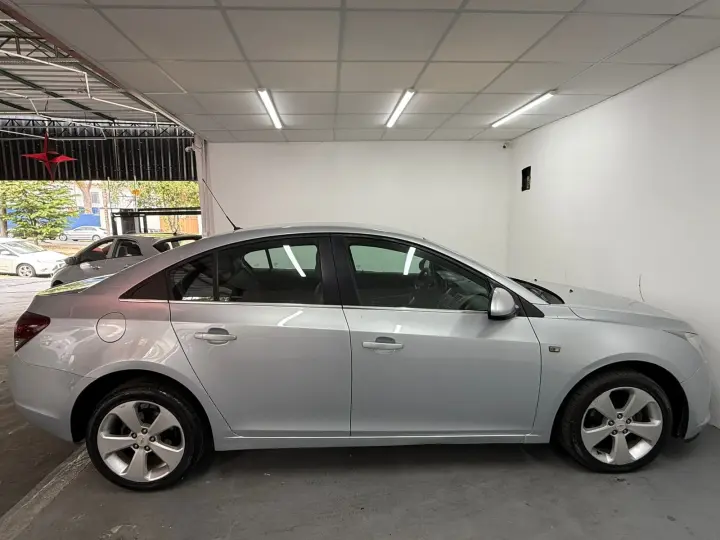 CRUZE LT 1.8 16V FlexPower 4p Mec.