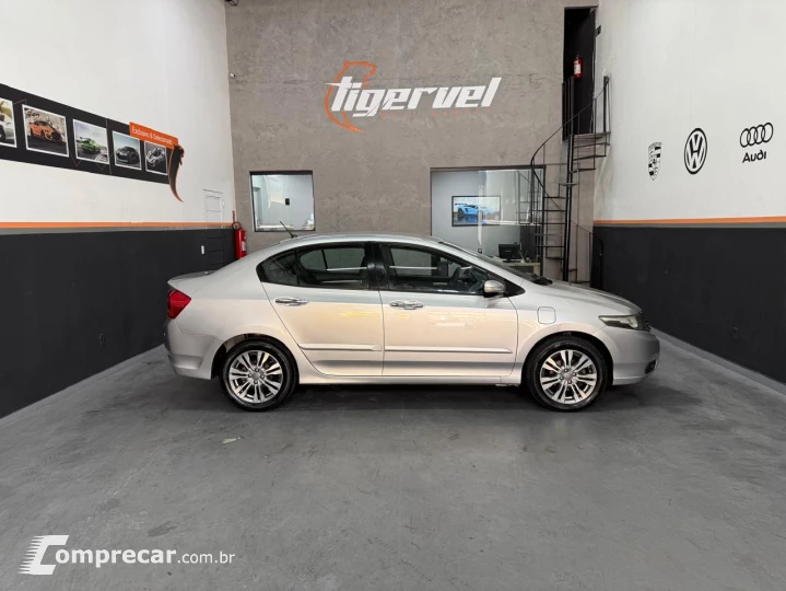 CITY 1.5 EX Sedan 16V