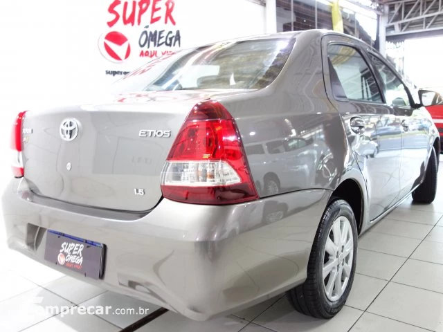 ETIOS SEDAN - 1.5 X PLUS SEDAN 16V 4P AUTOMÁTICO