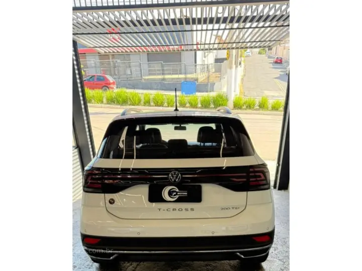 T-CROSS 1.0 200 TSI TOTAL FLEX COMFORTLINE AUTOMÁTICO