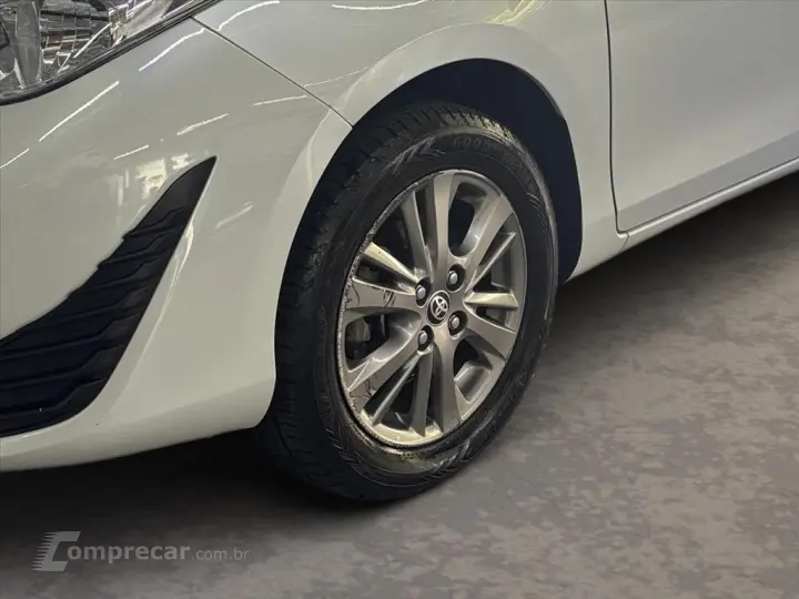 YARIS 1.5 16V FLEX XL PLUS CONNECT MULTIDRIVE