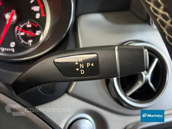 GLA 200 1.6 CGI FLEX STYLE 7G-DCT