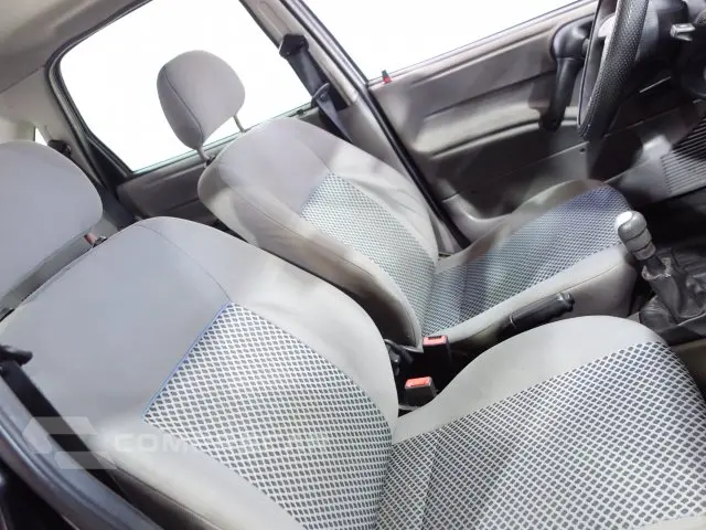 CLASSIC - 1.0 MPFI LS 8V 4P MANUAL