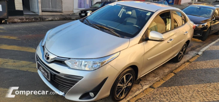 YARIS 1.5 16V Sedan XS Connect