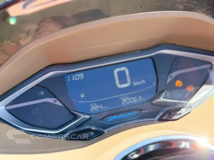 PCX 160 DLX ABS