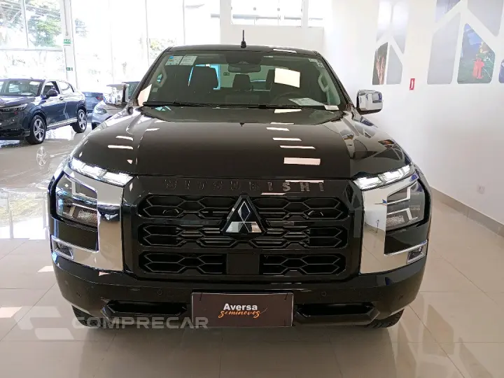 TRITON 2.4 BITURBO DIESEL CD HPE-S 4X4 AUTOMÁTICO