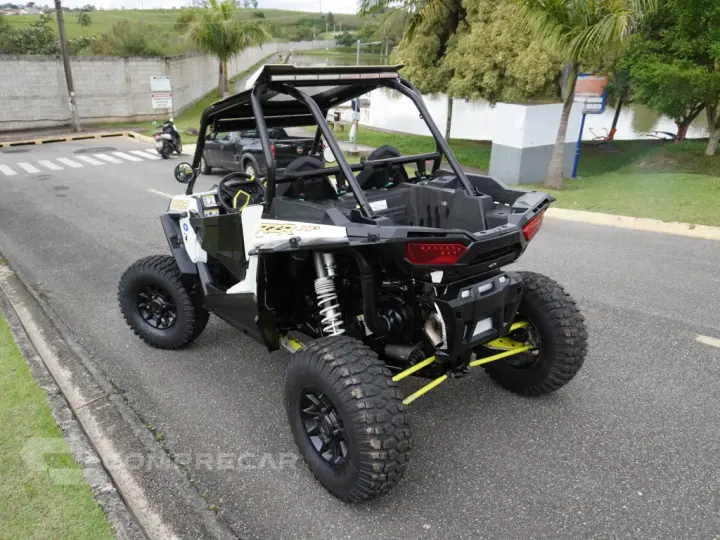 RZR XP 1000 EPS 4X4 (UTV)
