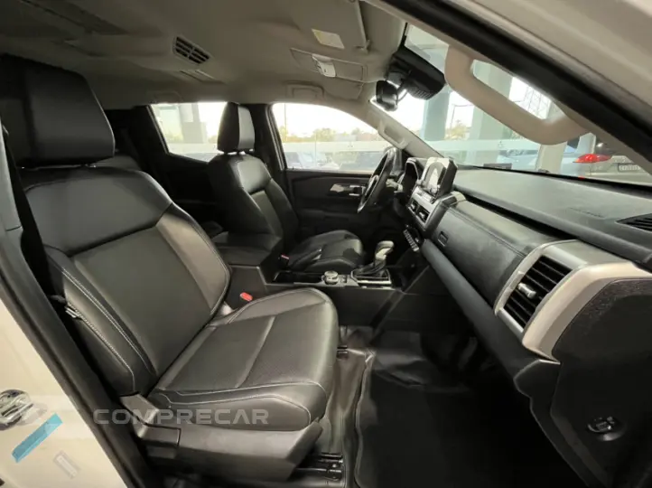 TRITON 2.4 Biturbo CD Hpe-s 4X4
