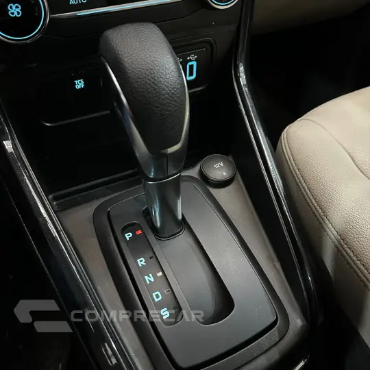 EcoSport TITANIUM 1.5 12V Flex 5p Aut.