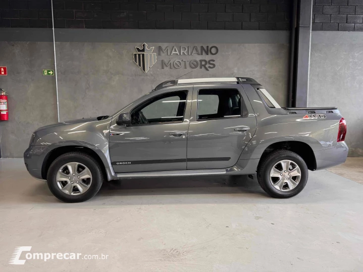 DUSTER OROCH 2.0 16V FLEX DYNAMIQUE 4P AUTOMÁTICO