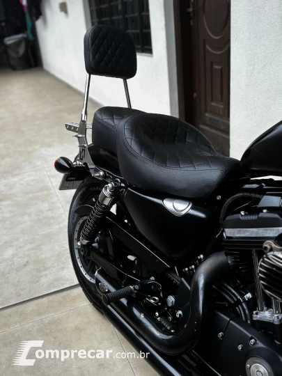 Sportster Iron 883