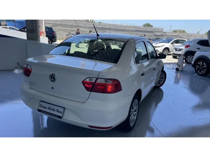 VOYAGE 1.0 12V MPI TOTAL FLEX 4P MANUAL