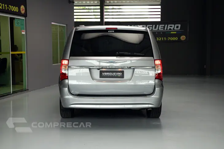 TOWN & COUNTRY 3.6 Limited V6 24V