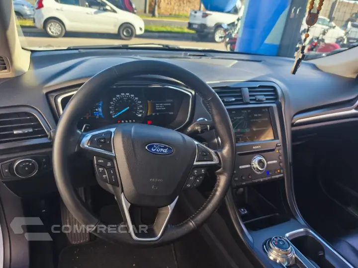 Fusion 2.0 4P 16V TITANIUM AUTOMÁTICO