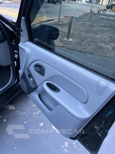 CLIO 1.0 Campus 16V