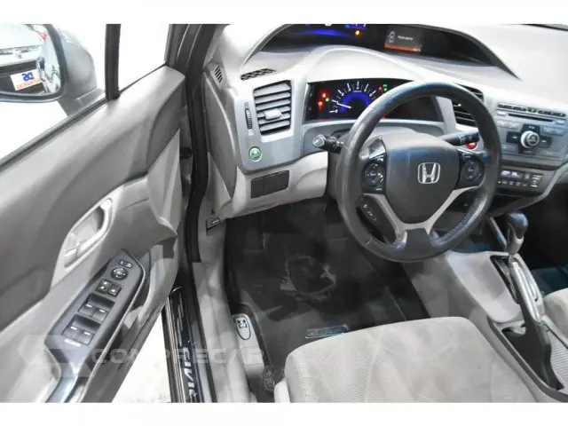 CIVIC - 1.8 LXS 16V 4P AUTOMÁTICO