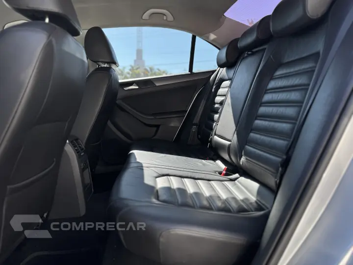 JETTA Highline 2.0 TSI 16V 4p Tiptronic
