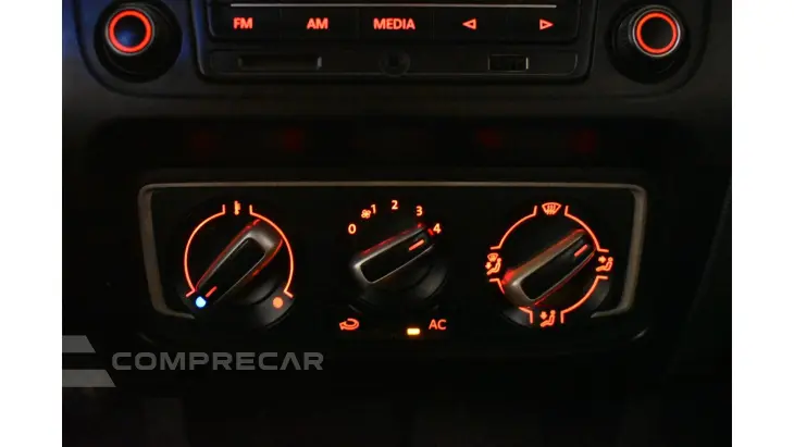 FOX - 1.6 MI ROCK IN RIO 8V 4P MANUAL