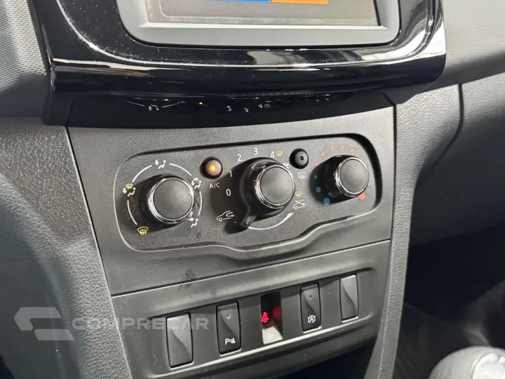 LOGAN 1.0 12V SCE FLEX ZEN MANUAL