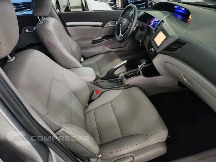 Civic 1.8 16V 4P EXS AUTOMÁTICO