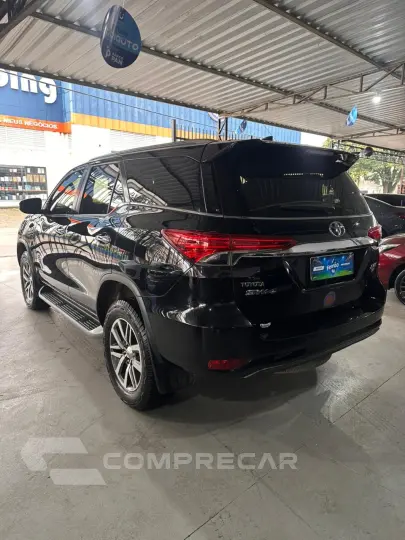 HILUX SW4 2.8 SRX 4X4 7 Lugares 16V Turbo Intercooler