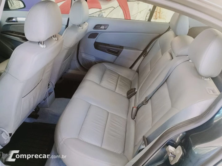 Vectra Sedan 2.0 4P ELEGANCE