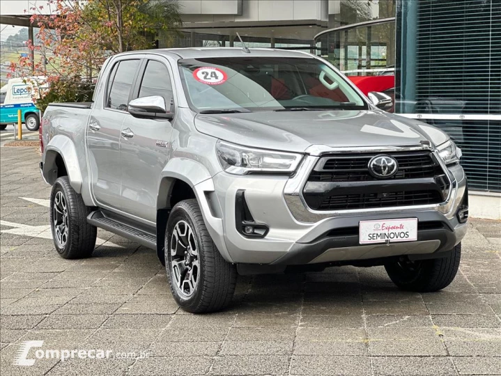 HILUX 2.8 D-4D TURBO DIESEL CD SRX PLUS 4X4 AUTOM