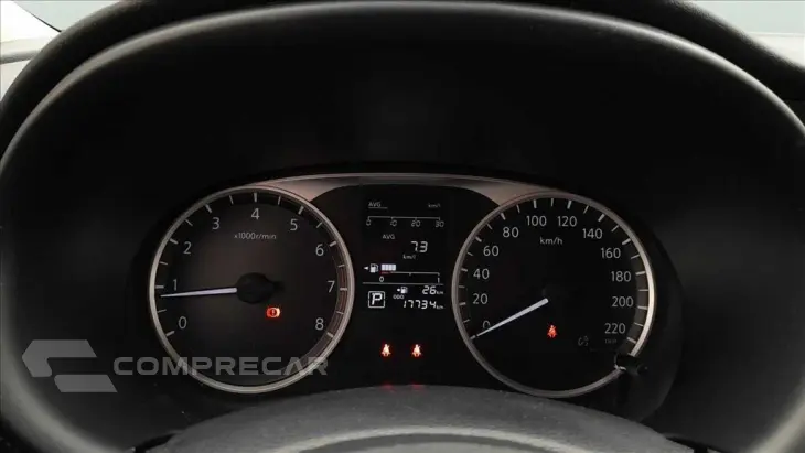KICKS PLAY 1.6 16V FLEXSTART SENSE XTRONIC