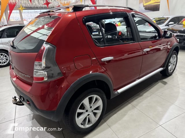 SANDERO - 1.6 STEPWAY 16V 4P AUTOMÁTICO