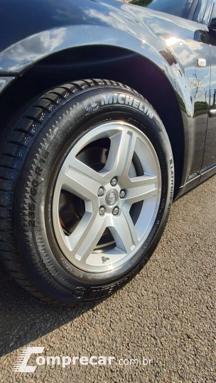 300 C 5.7 Hemi Sedan V8 16V