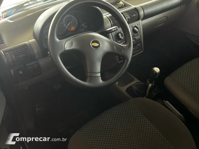 CLASSIC - 1.0 MPFI LS 8V 4P MANUAL