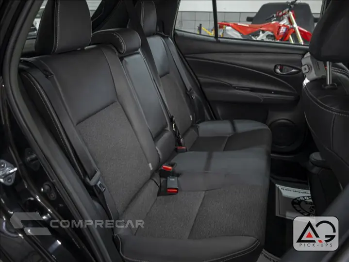 YARIS 1.5 16V XS Connect