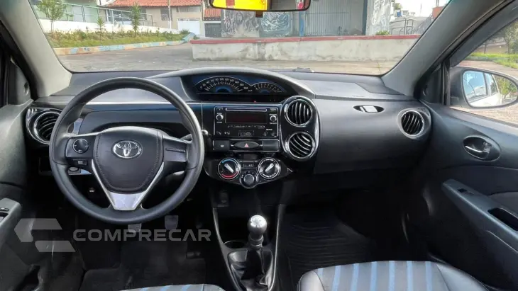 ETIOS 1.5 XS Sedan 16V