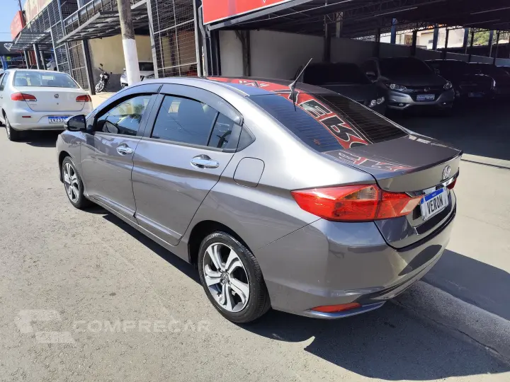 CITY 1.5 EX Sedan 16V