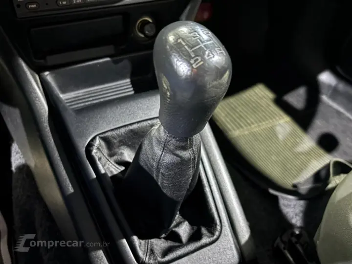 PAJERO TR4 2.0 4X4 16V 131CV GASOLINA 4P MANUAL