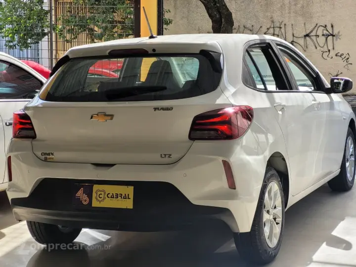 ONIX HATCH LTZ 1.0 12V TB Flex 5p Aut.