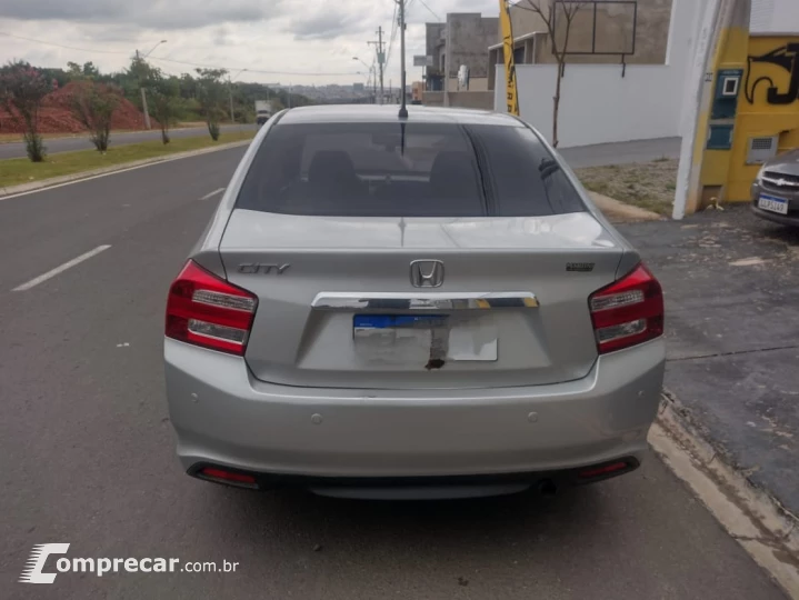 CITY 1.5 LX Sedan 16V