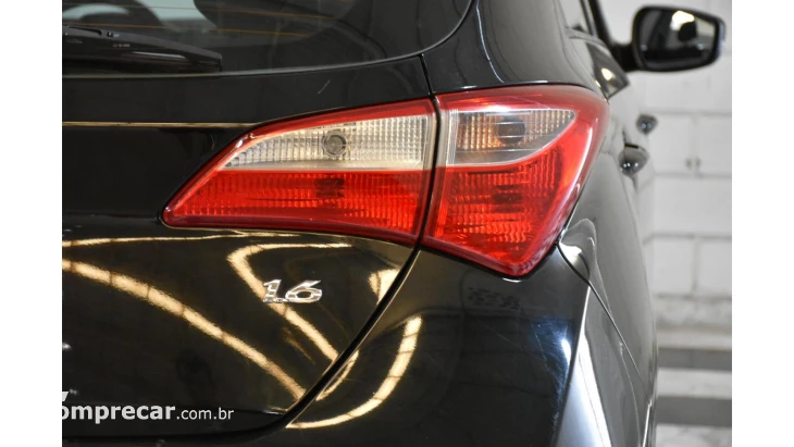 HB20 - 1.6 COMFORT PLUS 16V 4P MANUAL