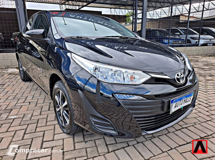 YARIS 1.5 16V Sedan XL Live