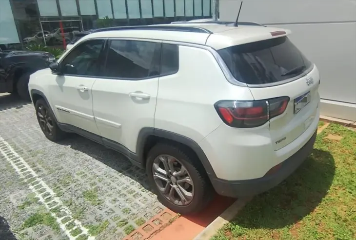 COMPASS 1.3 T270 TURBO FLEX LONGITUDE AT6