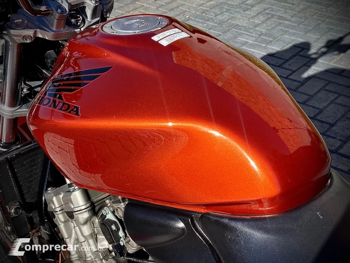 CB 600F HORNET
